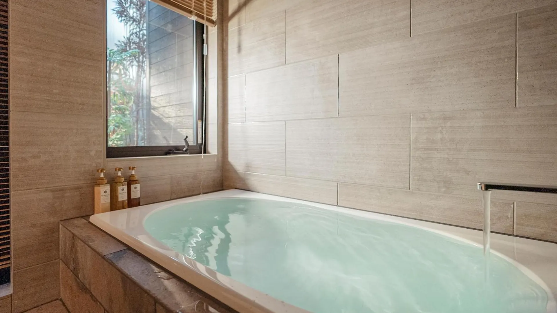 谷町君 星屋 離宮ノ宿 二条城 0*, 京都 日本